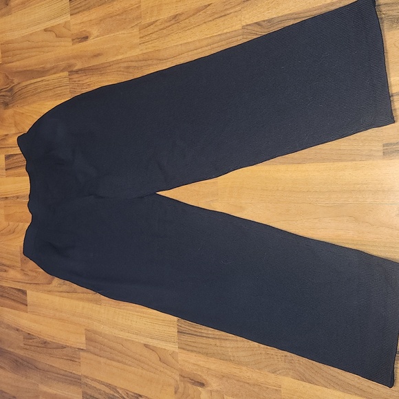 St. John Basics Black Santana Knit Pleated Front Pull-on Pants Size 8 - Picture 5 of 16